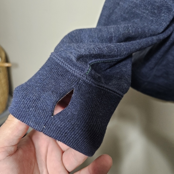 Tommy Bahama Football Seatle Seahawks Reverseable Hoodie Size Medium - Picture 8 of 12